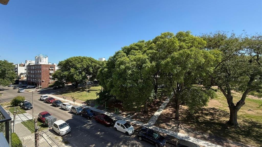 Proximo Puerto del Buceo, 29 m2, terraza, lavadero y barbac