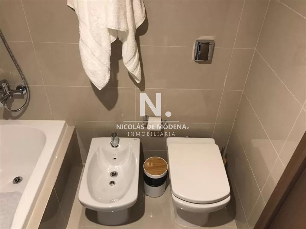 Impecable departamento, comodo e iluminado.