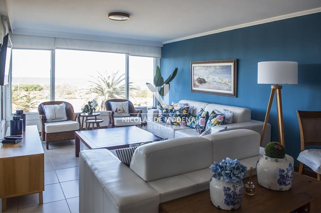 En venta Elegante apartamento en San Rafael, del