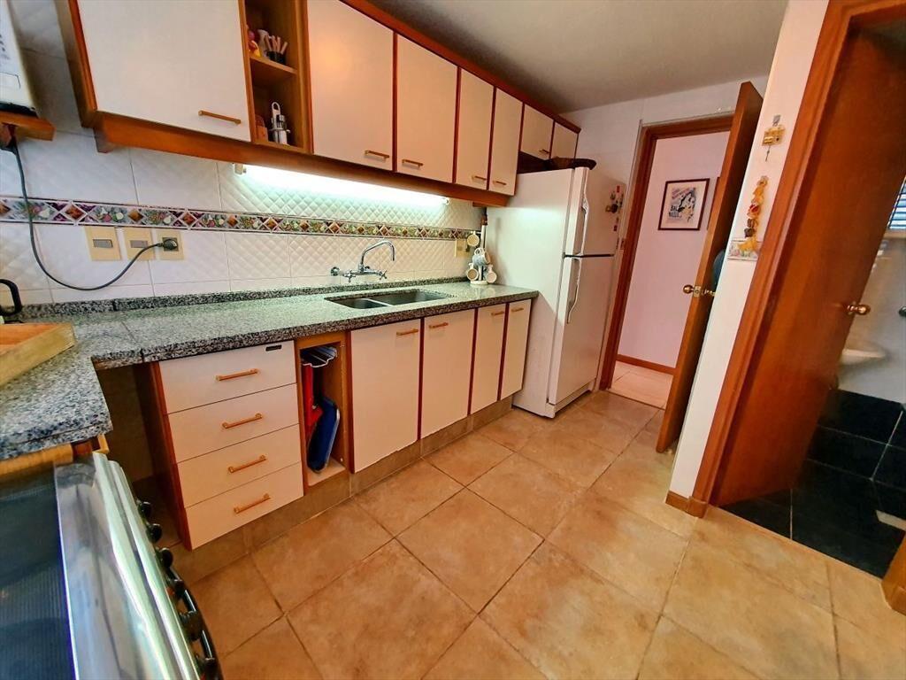 Alquilo apartamento 3 dormitorios en primera lÃ­nea en Pe