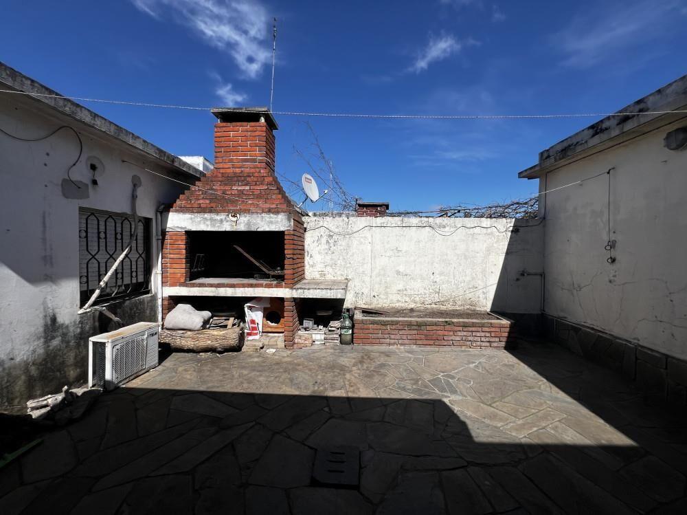 Venta casa 3 drom en Brazo Oriental, R. Koch y San Martín