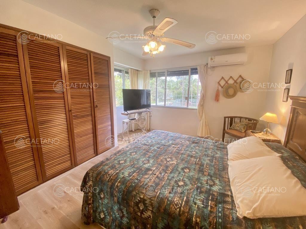 Venta apartamento 4 dormitorios 4 baños punta