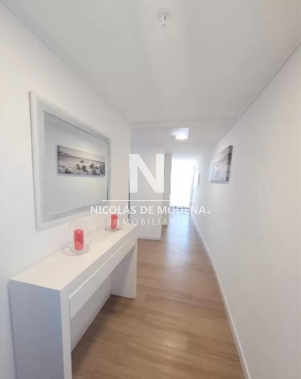 Apartamento en venta , aidy grill , punta del