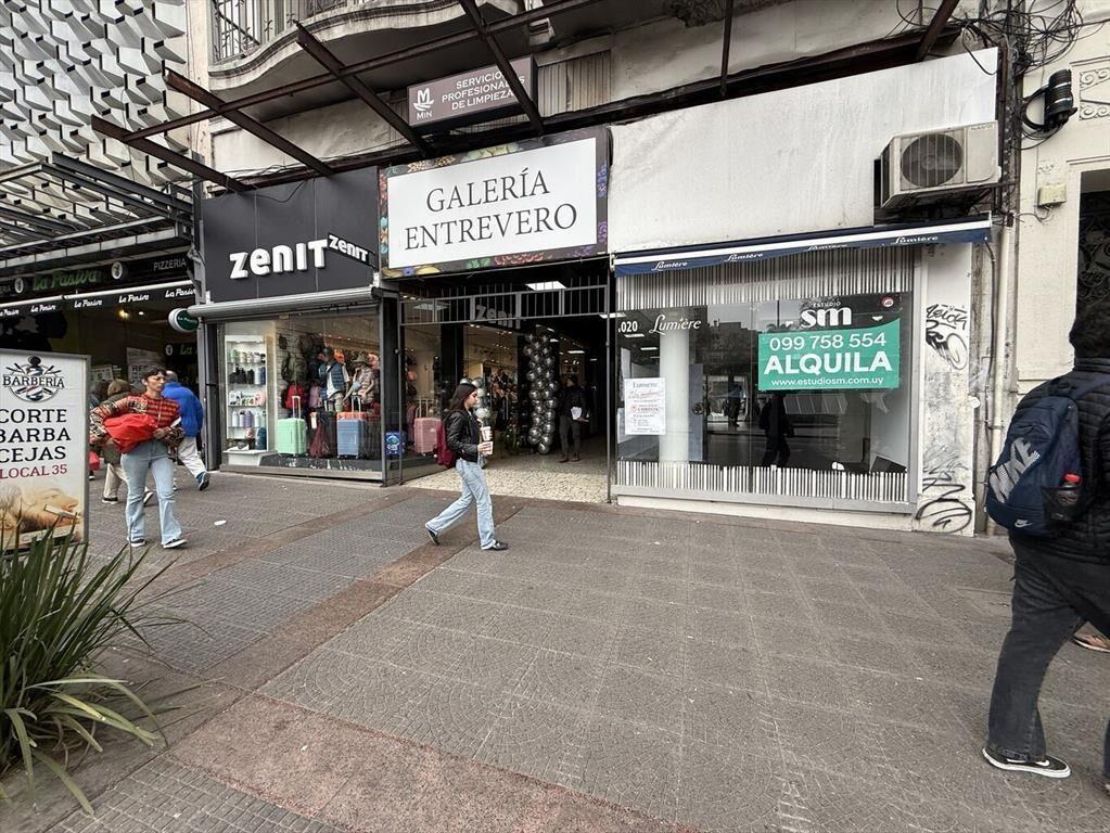 Local comercial 18 de julio y Julio Herrera y Obes