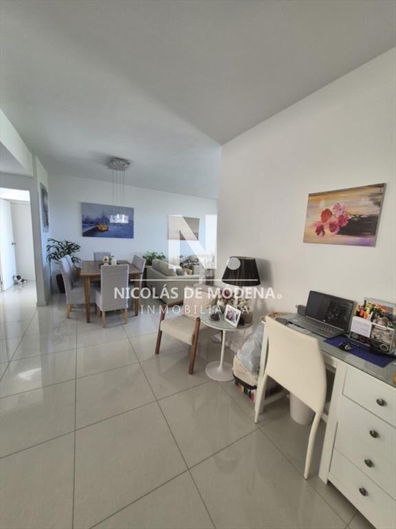 Apartamento en venta primera linea Playa Mansa Punta del Es
