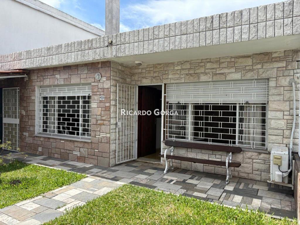 Venta Casa 3 dorm + Apto 1 dorm, cocheras y fondo c/parr...