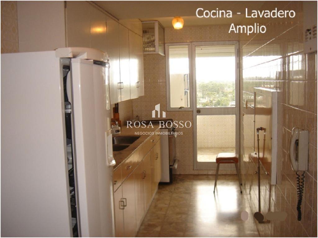 Apartamento en Mansa, 3 dormitorios *