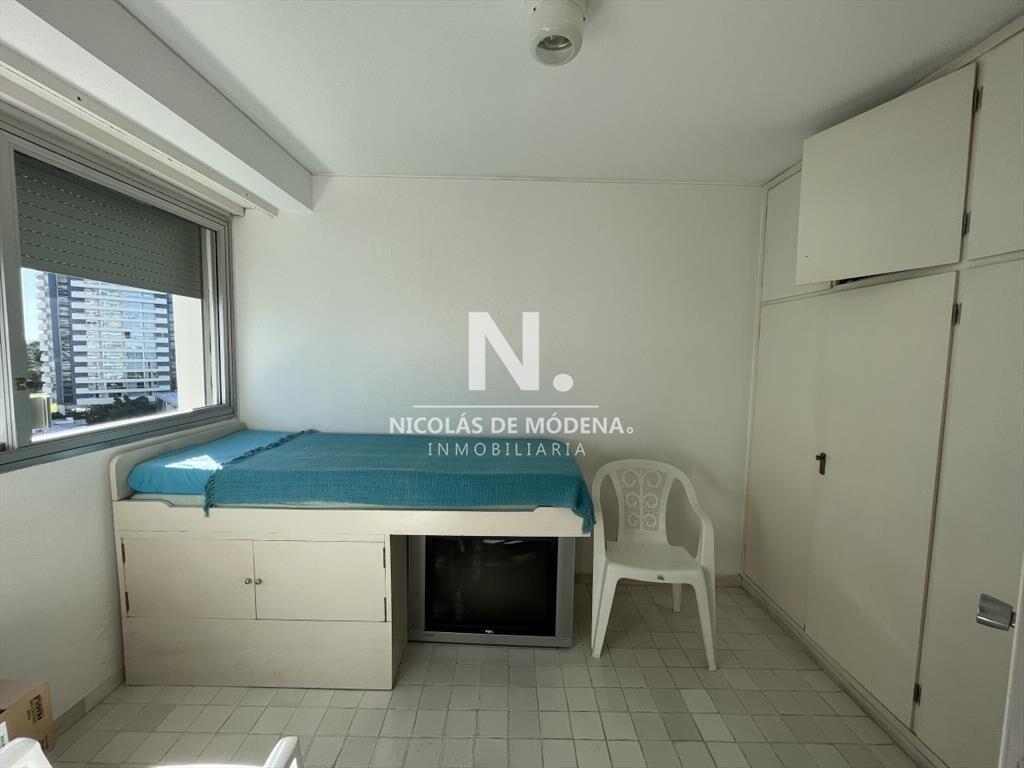 Apartamento en venta de 4 dormitorios en Playa Brava, Punta