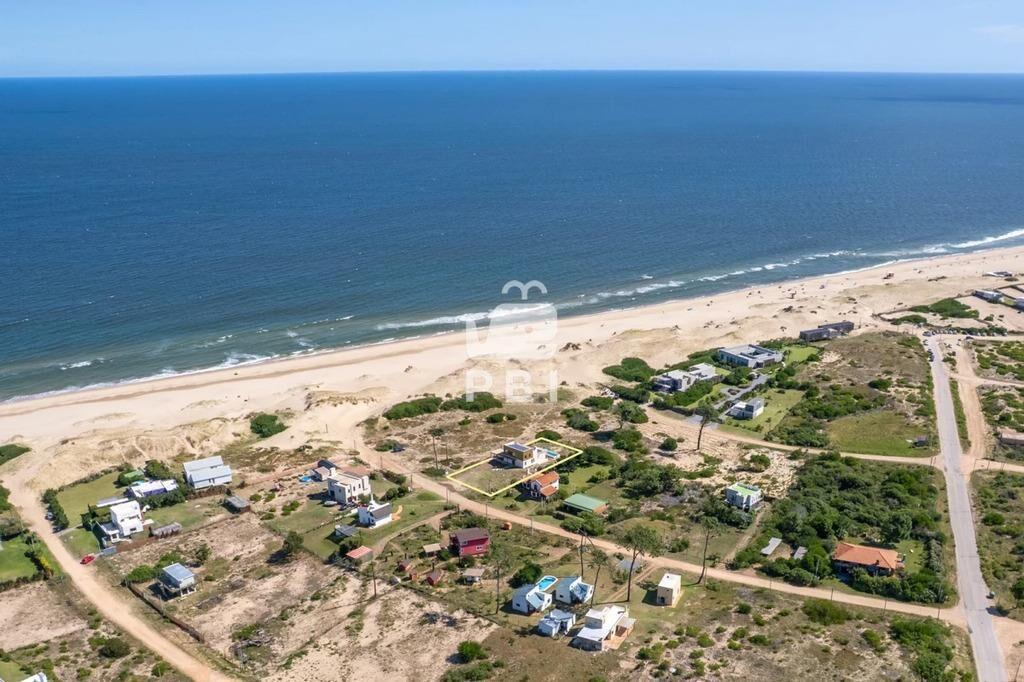 Venta Casa ubicada en las dunas de Chihuahua - :