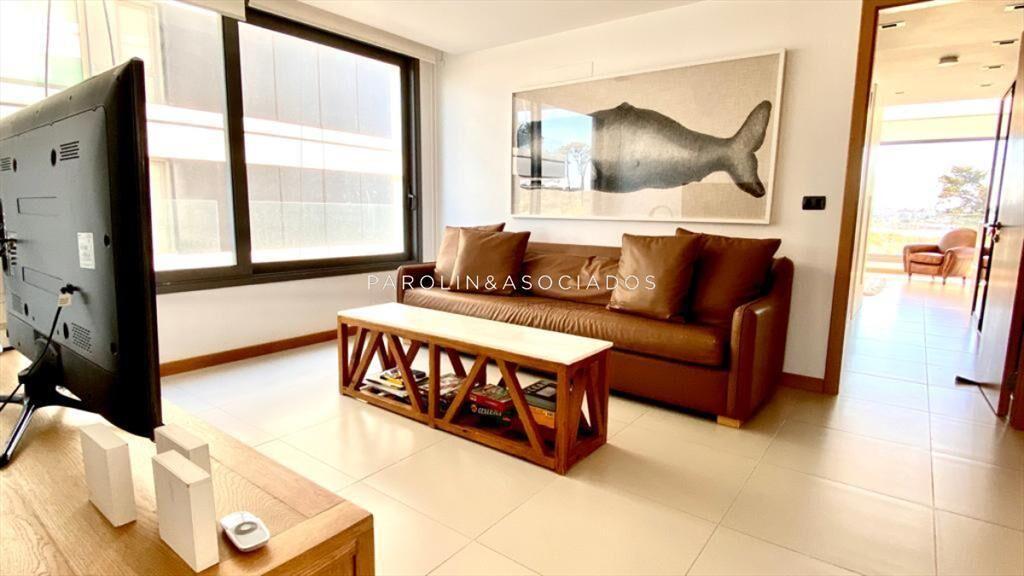 Apartamento en venta de 3 dormitorios en Punta