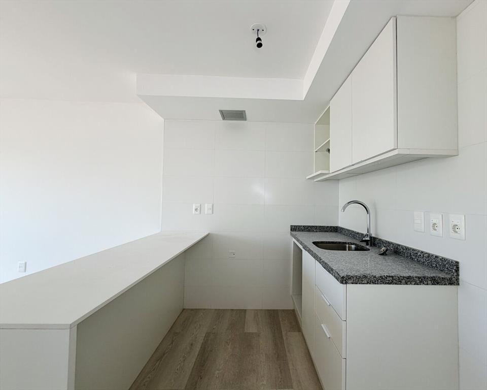 Venta apartamento 1 dormitorio al frente en Cordon. a estre
