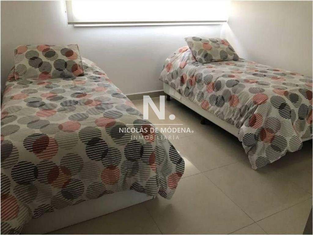 DEPARTAMENTO DE 2 DORMITORIOS EN MIAMI BOULEVARD, PUNTA DEL