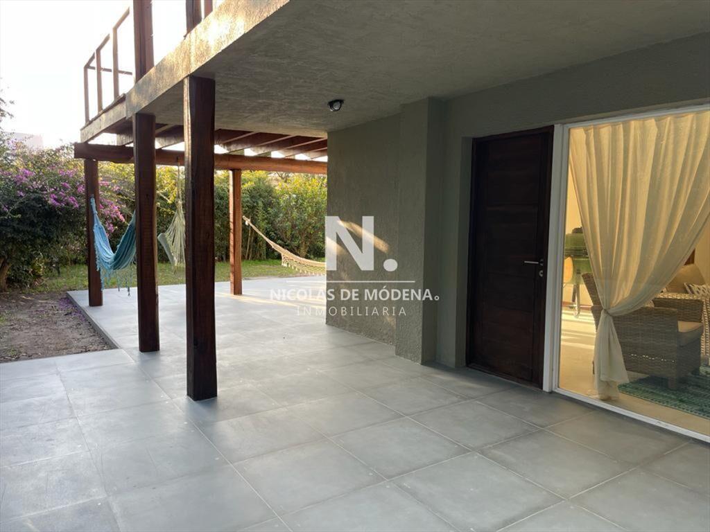 Venta casa con vista al mar. Punta Ballena ,