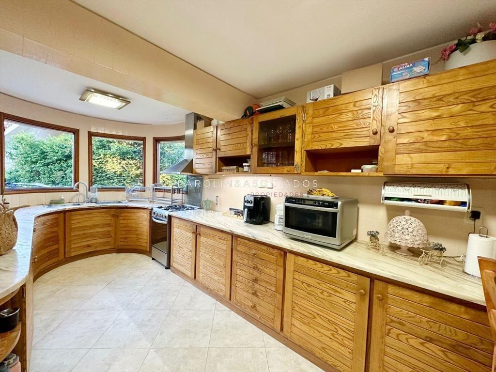 Excelente casa en venta de 5 dormitorios en Punta