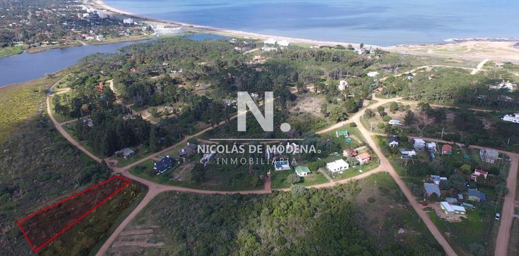 Ideal Inversores, Terreno con vista a La Laguna o