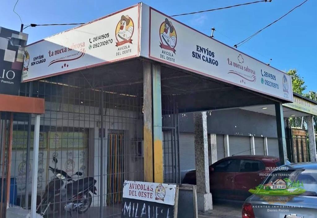 Venta de llave de pollería y rotisería en Malvin Norte