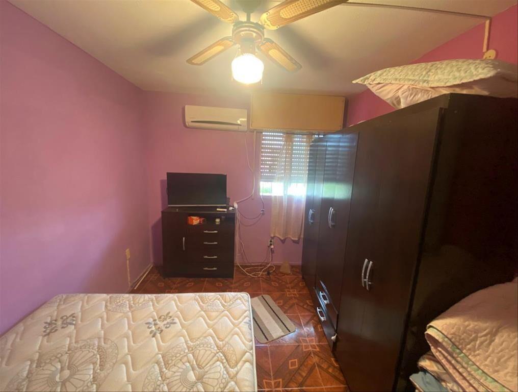 Apartamento de cuatro dormit. en venta en Complejo América