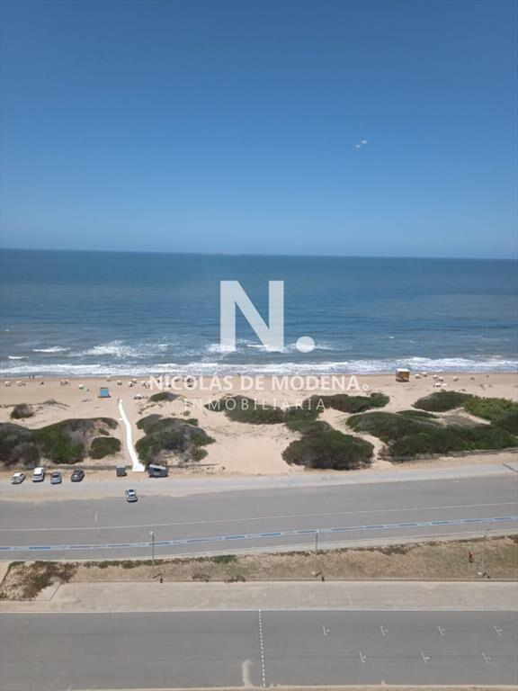 Vende apartamento de 1 dormitorio en Punta del Este, con vi