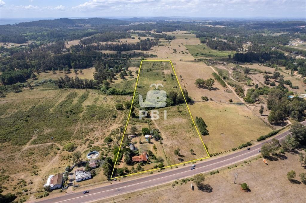 Chacra en Camino Lussich, Maldonado - Ref : PBI3010