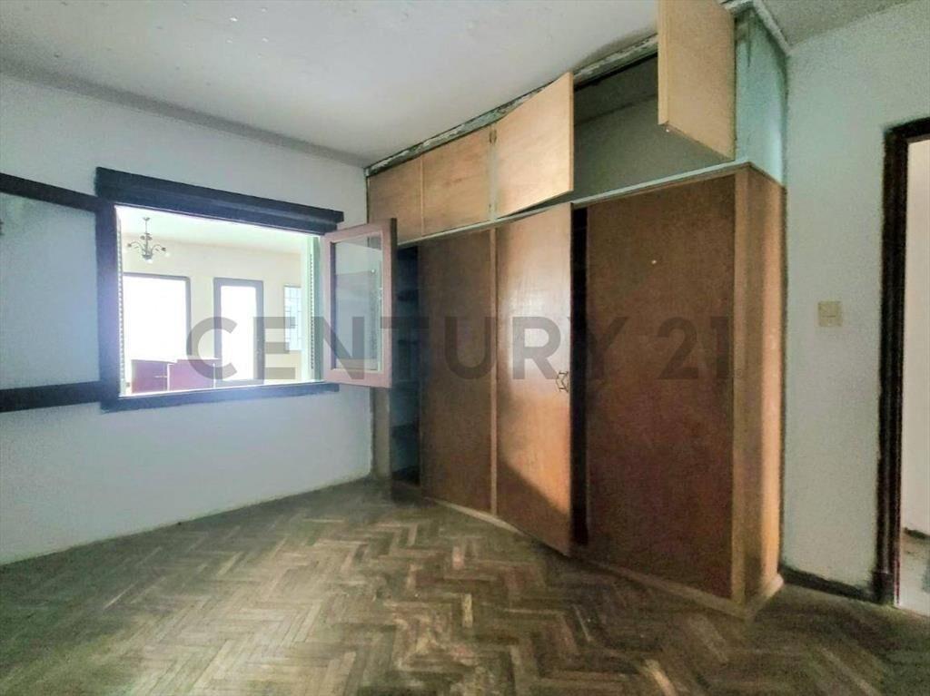 Venta/ CHALET 2 Dormitorios, Jardin, Fondo, Parrillero, B...
