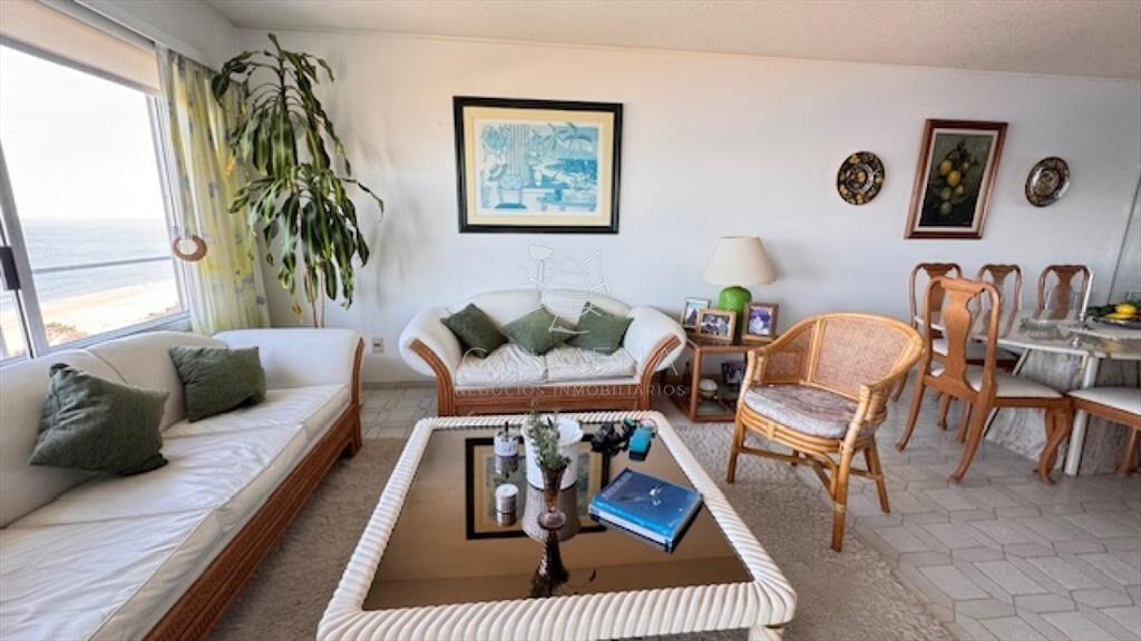 Apartamento con excelente vista plena frente a
