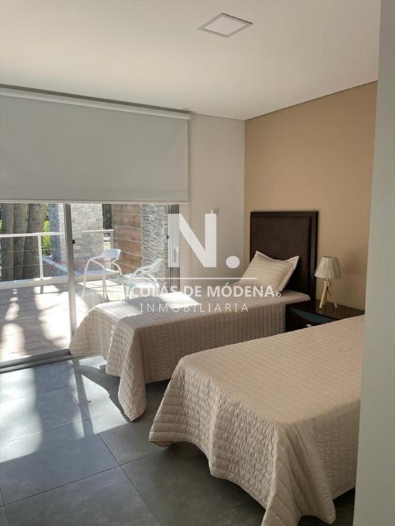 CASA EN VENTA EN SOLANAS