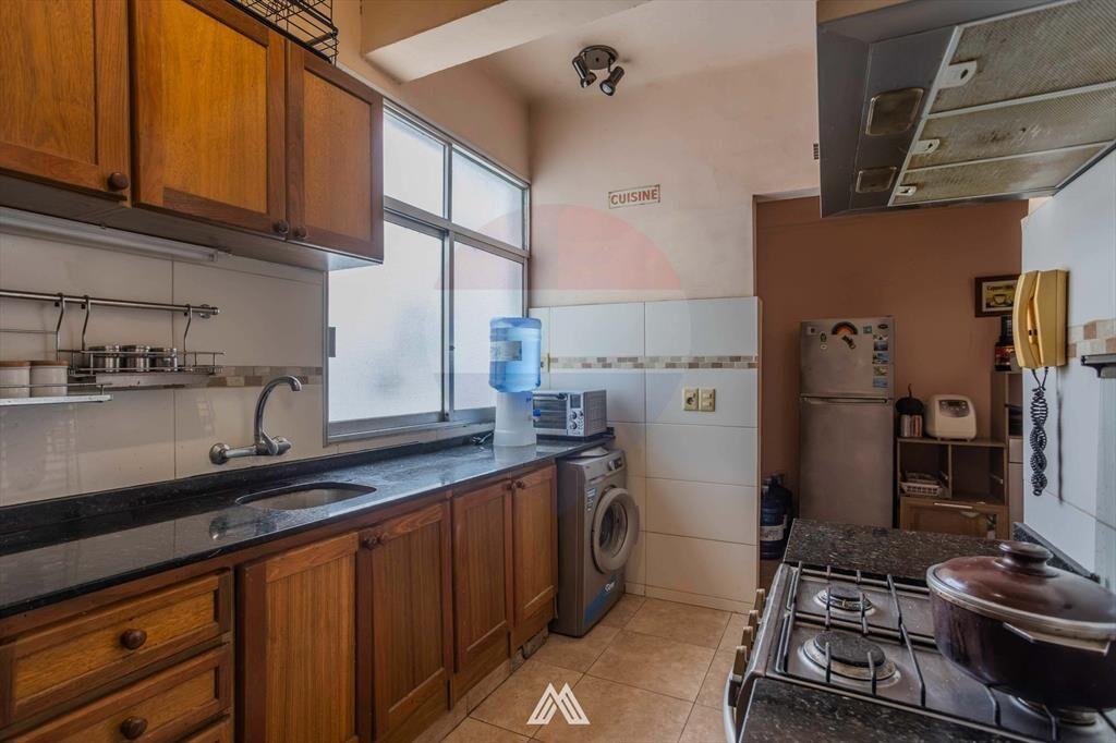 VENTA APARTAMENTO 3 DORMITORIOS AL FRENTE CORDON
