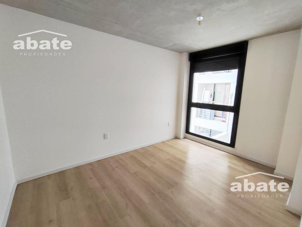 Apartamento 2 dormitorios en Centro con Garage Balcón