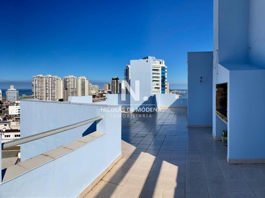 Departamento Pent house con parrillero en venta