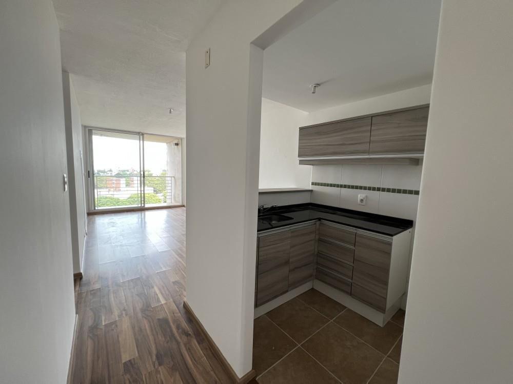 Venta apartamento 1 dorm en Parque Batlle, Av. Italia frente