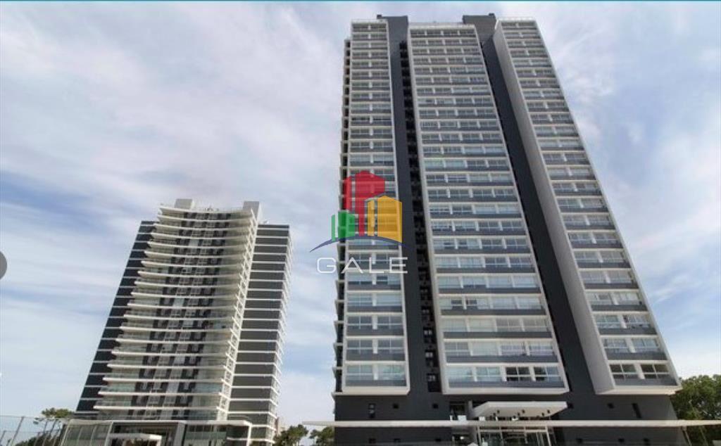 Apartamento en Torre One II. Al frente. unidad de