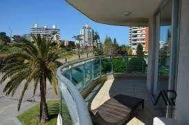 Apartamento en venta de 2 dormitorios c/ cochera en Play...