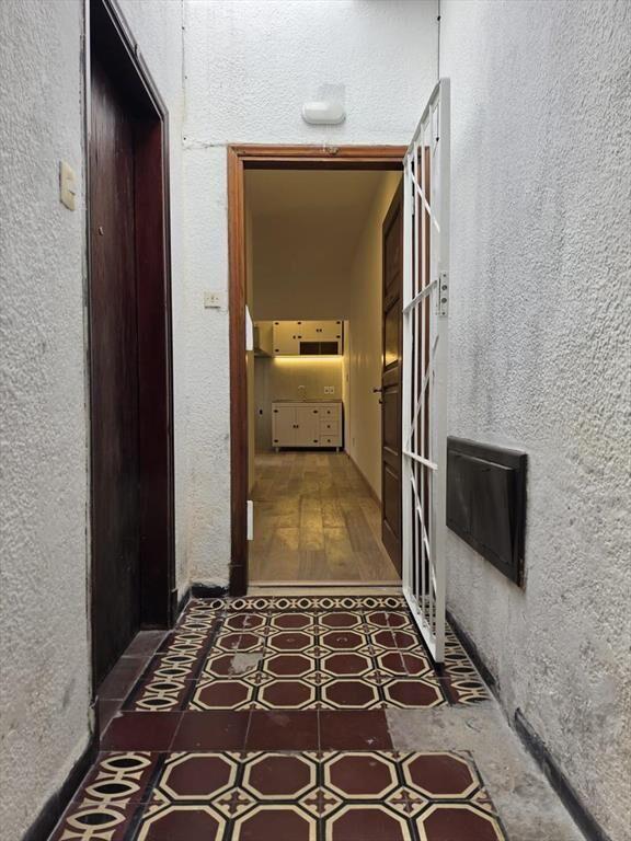 Alquiler apartamento un dormitorio con patio La Comercial.