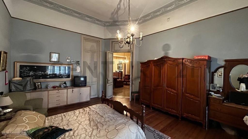 Casa/Pocitos/A Pasos de Rivera/6 Dorm/3 Baños/3 Cocinas/C...