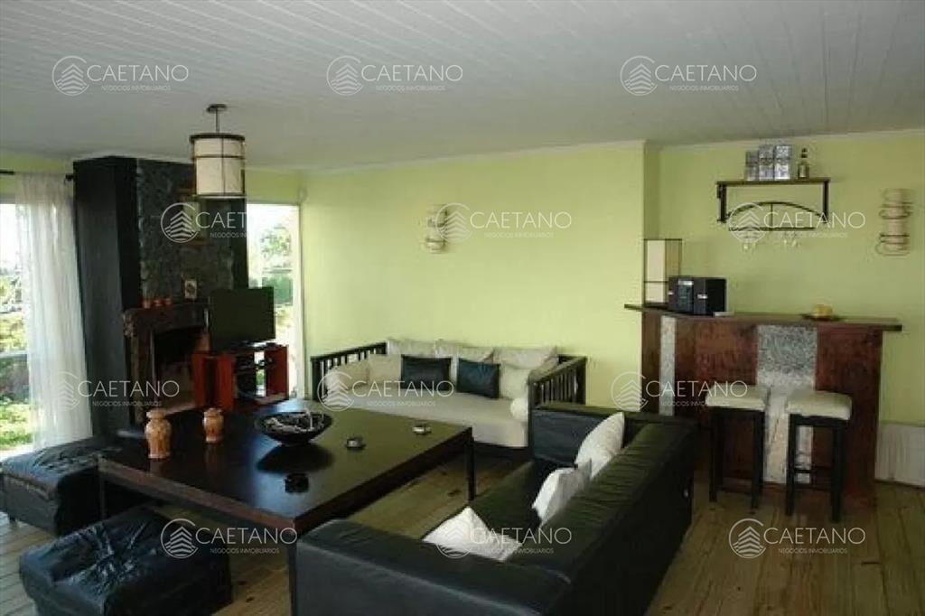 Venta casa 5 dormitorios Montoya La Barra
