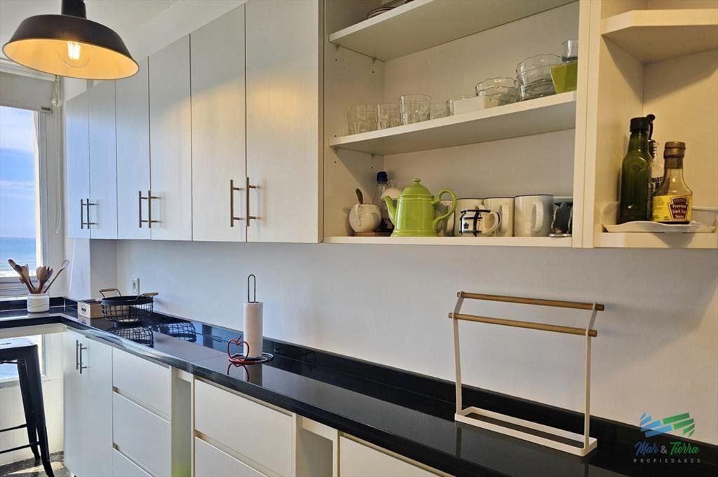 APARTAMENTO 2 DORMITORIOS, VISTA AL PUERTO DE DEL