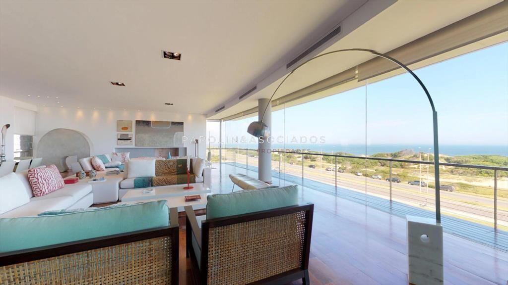 Apartamento en venta en Grey Stone, Punta del