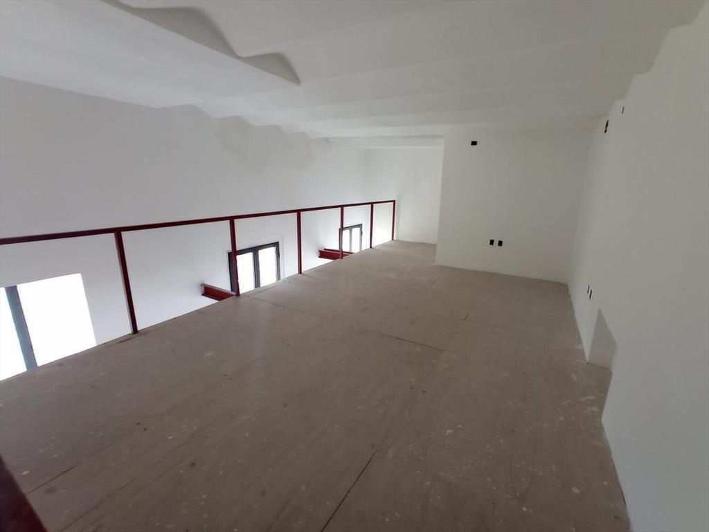 Gran loft duplex ,76m2 frente a Plaza Matriz con la mejor v