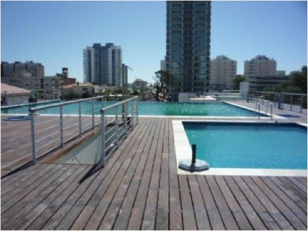 VENTA DE DEPARTAMENTO DE 3 DORMITORIOS TORRE MANHATTAN