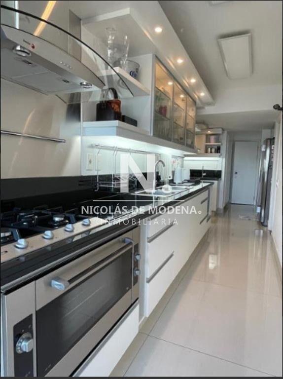 Vende apartamento en Península - Punta del Este