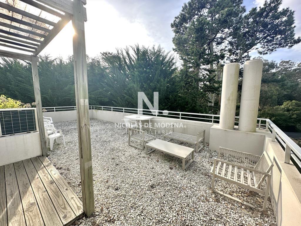 Vende Apto de 2 dormitorios Penthouse en playa