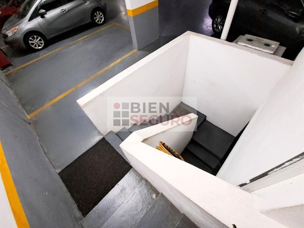 Oportunidad. Cómodos garajes fijos en alquiler en Puerto de