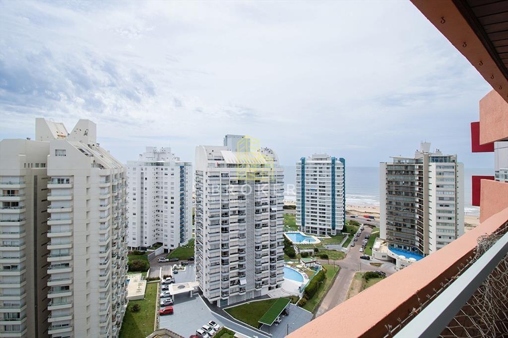 Apartamento Penthouse en Venta de 4 dormitorios y