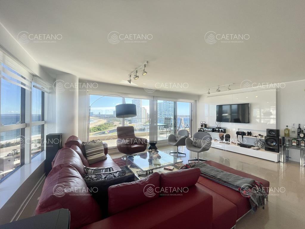 Venta Departamento - 3 dormitorios + servicio - -