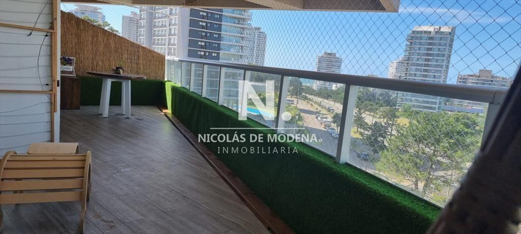 Vende Apartamento de 2 dormitorios en Roosevelt,