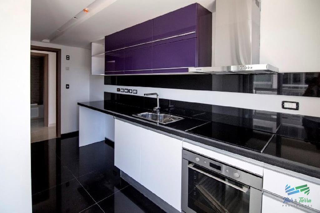 Apartamento en Brava, 1 dormitorios *