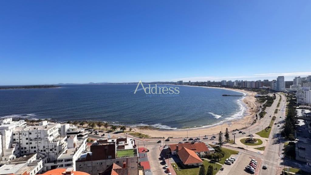 Apartamento de 3 dor, 3 baños, Balcon y Garage cuenta con
