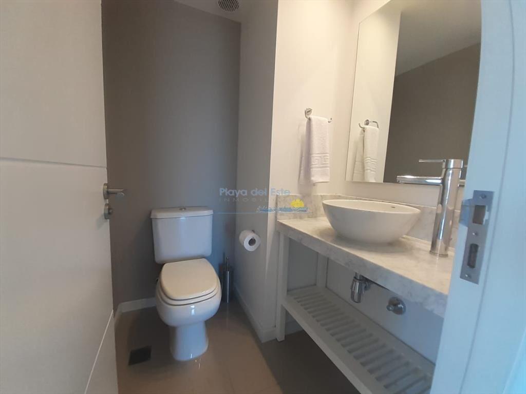Apatamento en venta de 2 dormitorios en Torre one