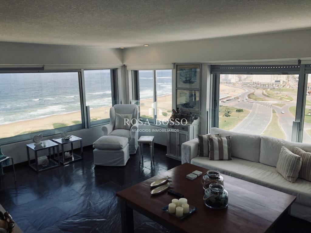 Apartamento en muy buena ubicacion en la Brava, 3