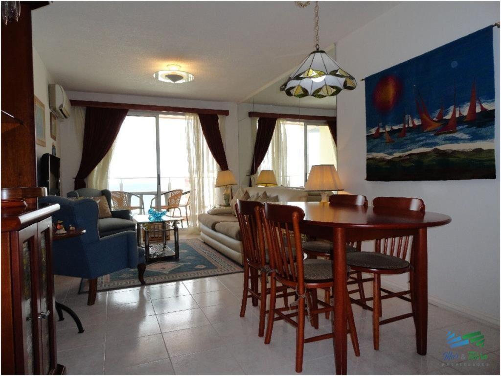 Apartamento en Brava, 2 dormitorios *
